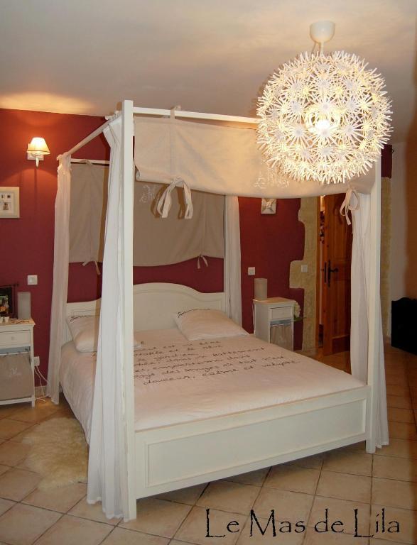 Maison D'Hotes Le Mas De Lila Вер-Пон-дю-Гар Экстерьер фото